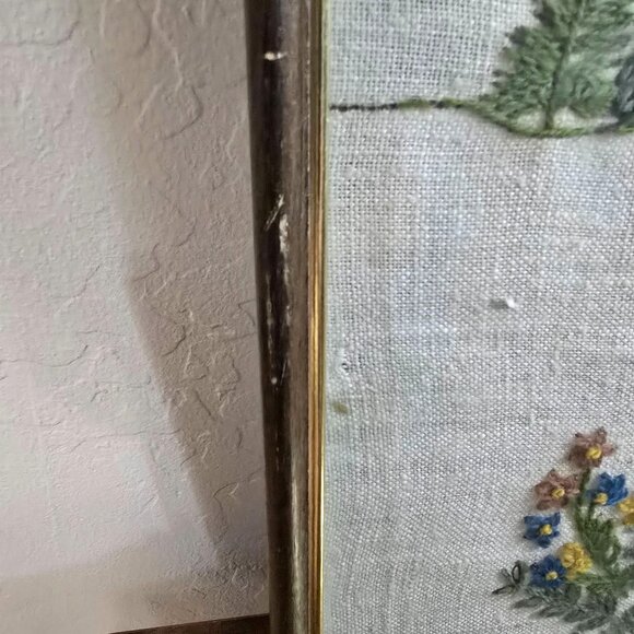 Vintage Framed Crewel #313 Old Wagon Wheel Farmhouse Landscape 17"x13" Rustic - Picture 12 of 14